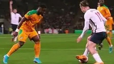 “沪媒称：海港外援穆伊为备战世界杯宣布退役”