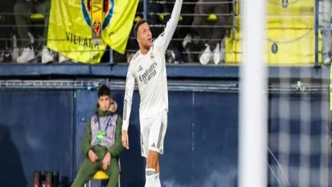 “中国羽毛球大师赛完美收官，国羽两将夺冠 环球时报讯”