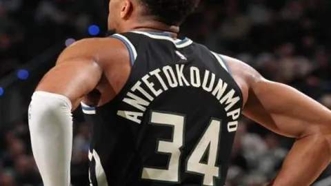 热刺对决双响盛宴，恩佐成切尔西26年中场巨星