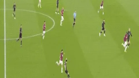 “英超赛程激烈升级，B席直言感受犹如连续三天征战欧冠”